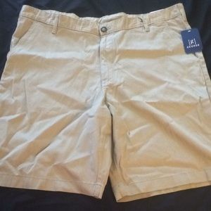 Khaki Men shorts